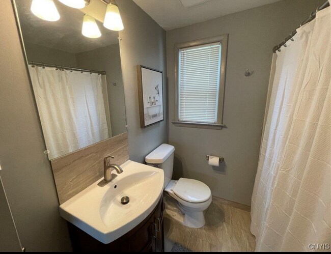 202 Stafford Ave unit 1, Syracuse, NY 13206 - photo 4