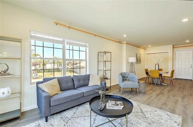 Pine Street Apartments, Pawtucket, RI 02860 - photo 2