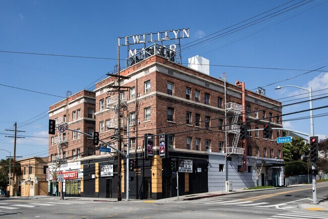 307 N Rampart Blvd, Los Angeles, CA 90026 - photo 3