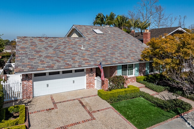 Harbor Ridge in Newport boasts spacious estates with top-tier amenities and security.