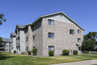 11205-11255 Hanson Blvd, Coon Rapids, MN 55433