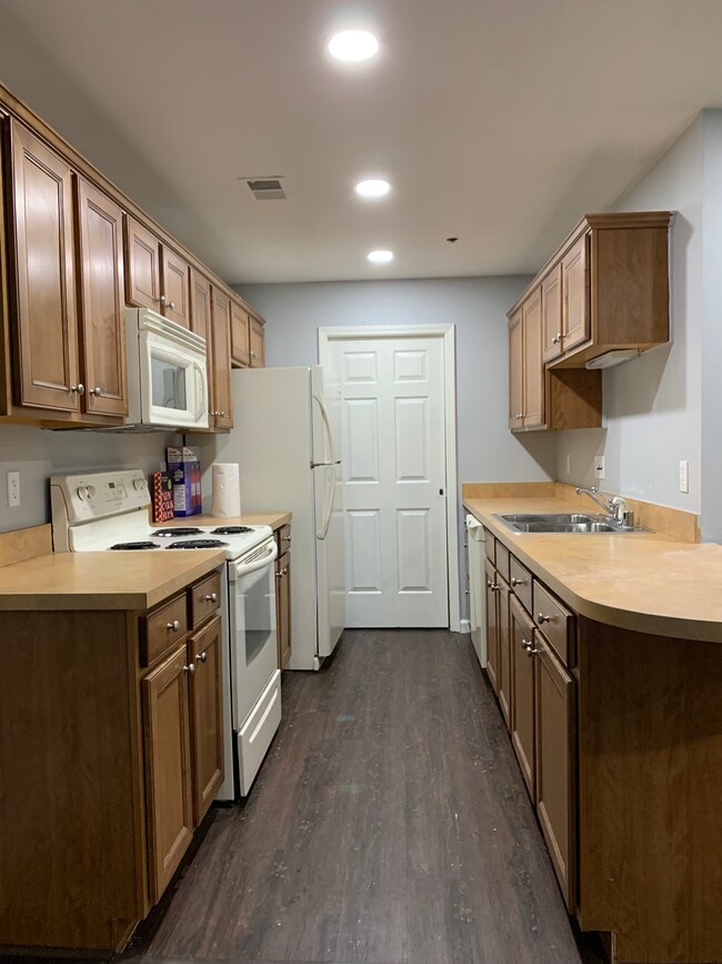 Lansdowne Heights Condominium Homes unit 9100, Lexington, KY 40502 - photo 7