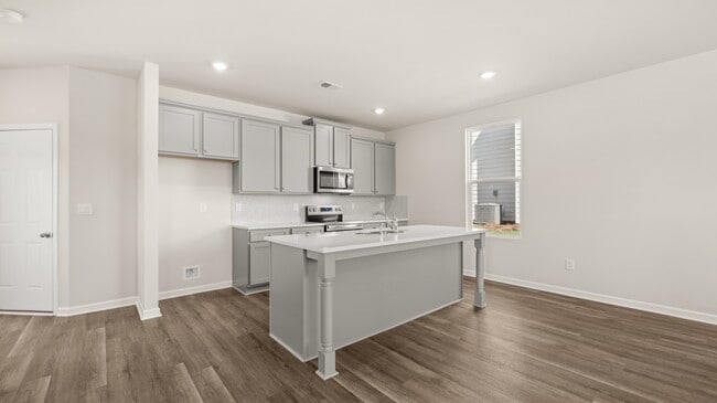 924 Stow Ln, Monroe, GA 30655 - photo 5