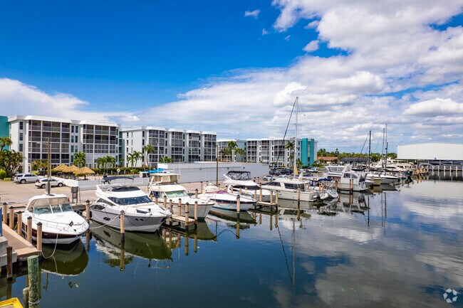 The Maximo Marina is where locals can keep their boats in Maximo Moorings.