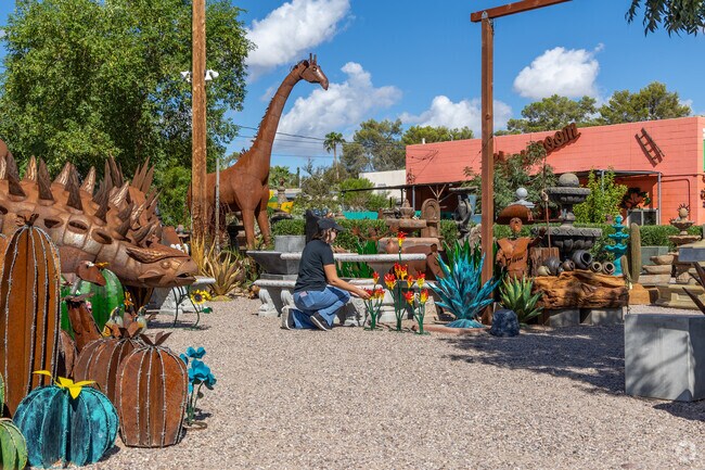 Loya's Courtyard near Balboa Heights has fascinating metal sculptures across many acres of land.