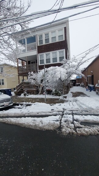 7 Mosgrove Ave Unit 1F, Boston, MA 02131