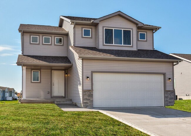 18218 Iltis Ln unit 36447997, Clive, IA 50325 - photo 2