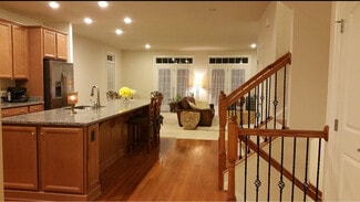 26084 Huntwick Glen Square, Stone Ridge, VA 20105