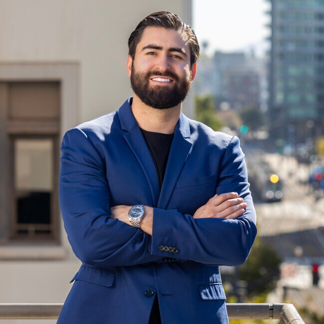 Agent Photo