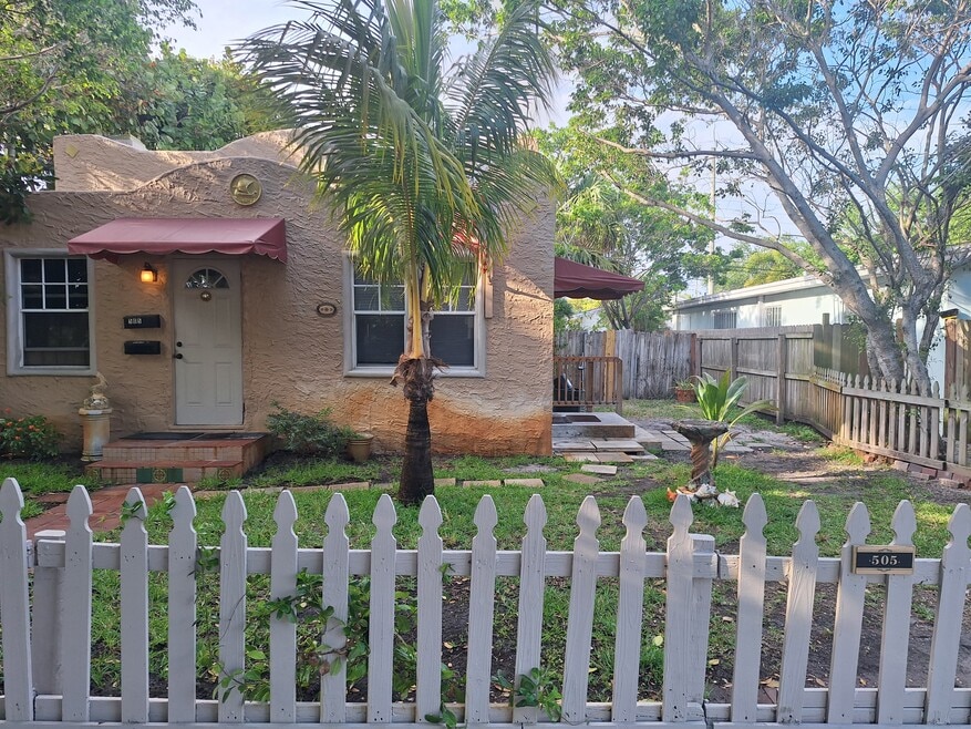 505 54th St unit 1, West Palm Beach, FL 33407 - photo 1