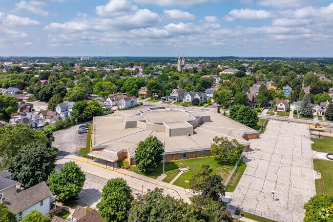 Grant Elementary School.