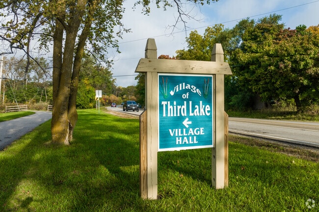 Third Lake is a suburb of Chicago, 39 miles northwest of the Loop.