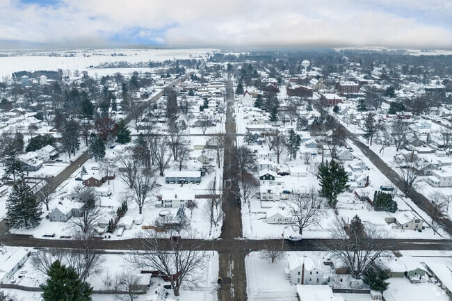 There are no subdivisions in Mount Morris, as all the homes sit along the same blocks and residential streets as each other.