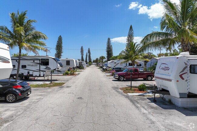 Street view of an RV park in Park Haven.