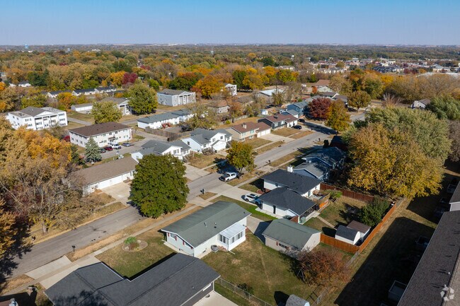 Hurst is a small residential pocket near Waterloo's major retail district.