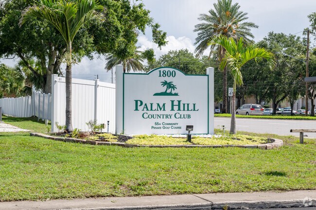 Palm Hill Country Club is the namesake for the neighborhood.