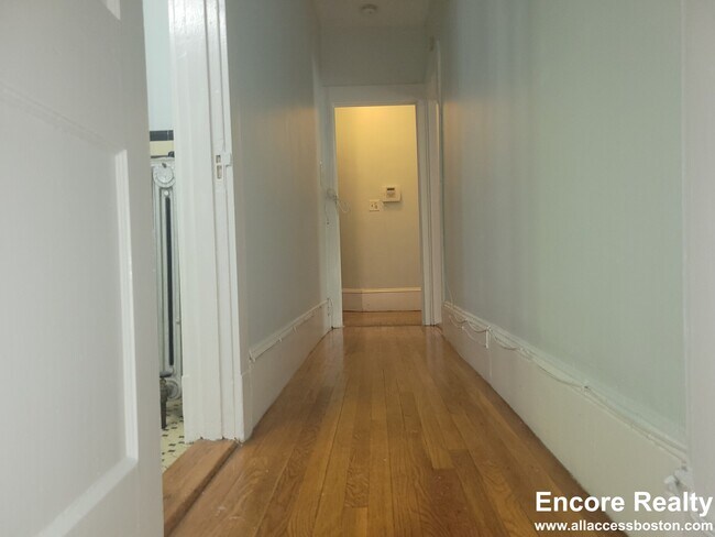 1781 Commonwealth Ave unit 3, Brighton, MA 02135 - photo 3