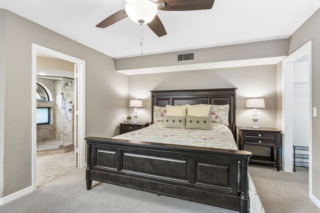 592 Beachwalk Cir unit 204, Naples, FL 34108 - photo 2