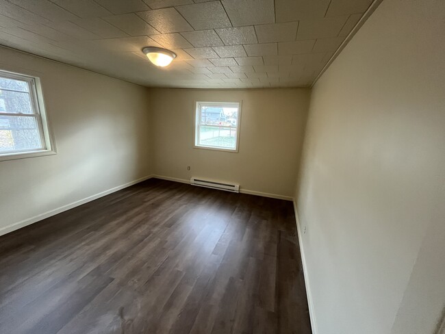 381 Liberty St unit 101, Sharon, PA 16146 - photo 6