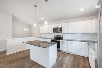 635 Beckham St, Napoleon, OH 43545