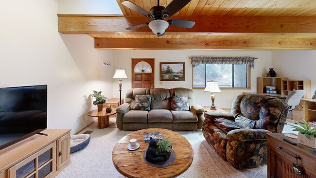 52402 Pine Ridge Rd, Idyllwild-Pine Cove, CA 92549 - photo 2