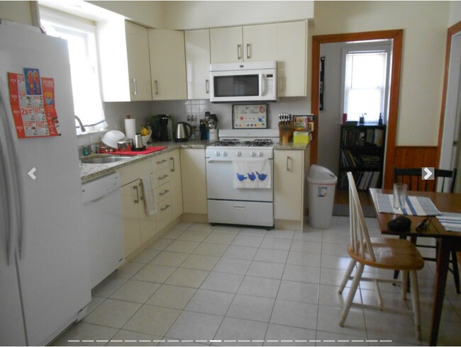 65 Fairbanks St unit 1, Brighton, MA 02135 - photo 2