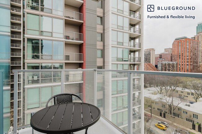 1000 S Clark St unit FL8-ID1226, Chicago, IL 60605 - photo 4