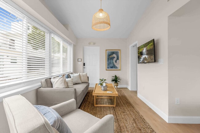 637 S Orlando Ave unit ID1347290P, Cocoa Beach, FL 32931 - photo 2