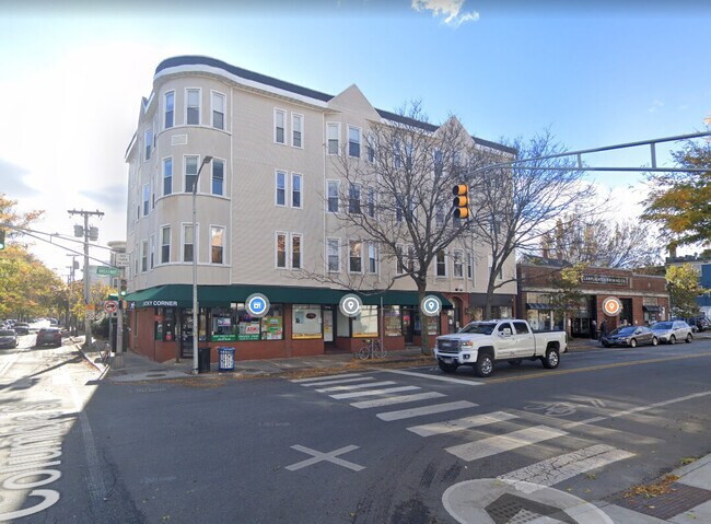 183 Columbia St unit 203, Cambridge, MA 02139 - photo 2