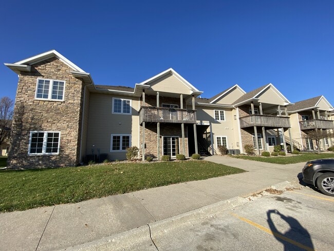 2000 Meadow Ct unit 501, Des Moines, IA 50320 - photo 4