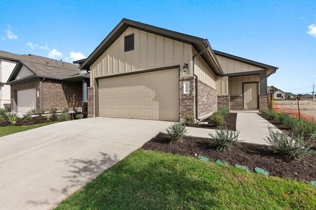 122 Dogvane Cir unit 36477769, Kyle, TX 78740 - photo 3
