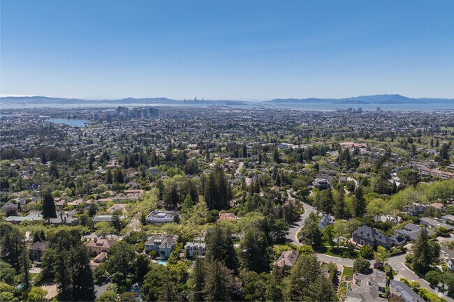 Piedmont residence enjoy amazing views of the entire bay area.