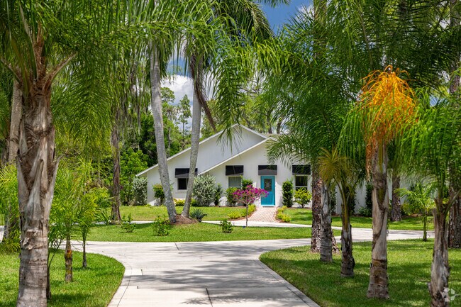 Arrowhead-Island Walk features large rural estates outside of the gated community.