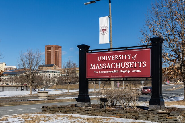 The University of Massachusetts flagship campus is located in Amherst.