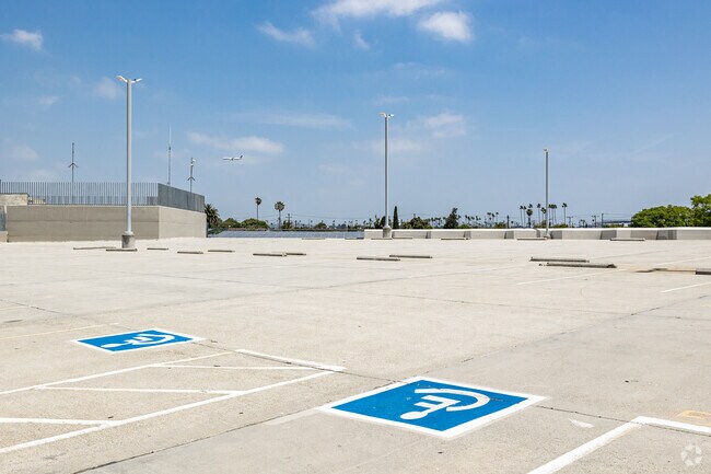 A large upper level parking lot is available at Kenneth Moffett Elementary School.