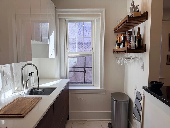 1332 15th St NW unit 44, Washington, DC 20005 - photo 6