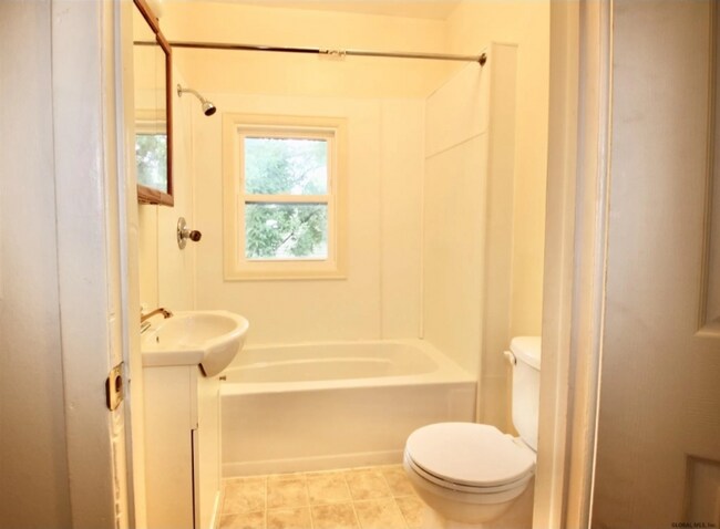 530 3rd St unit 2, Albany, NY 12206 - photo 6