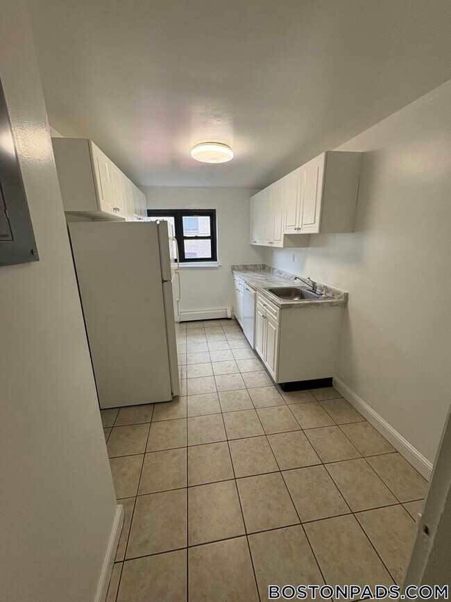 46 Harvard St unit 1, Brookline, MA 02445 - photo 5