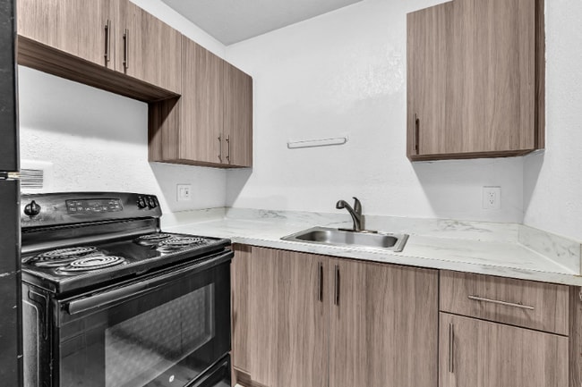 2781 SW 2nd St unit 1, Fort Lauderdale, FL 33312 - photo 4