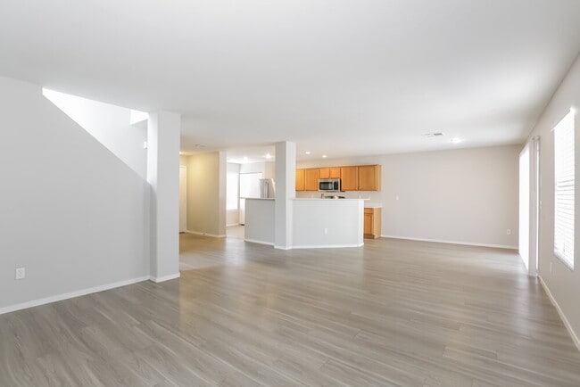 996 Pleasant Run Ct, Henderson, NV 89011 - photo 5