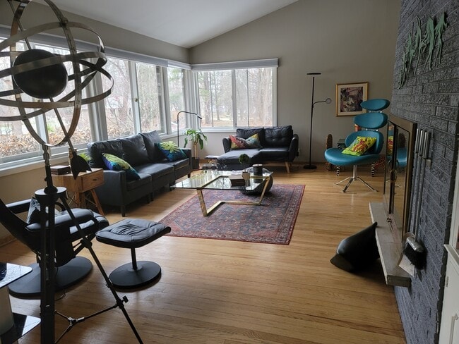 11810 N Schwemer Ln, Mequon, WI 53092 - photo 7