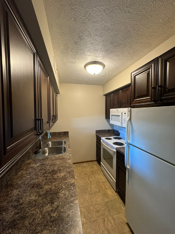 1812 Knox St Unit 1812 Knox St. Apt. 1, Lincoln, NE 68521
