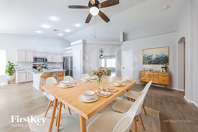 8507 W Palm Ln, Phoenix, AZ 85037 - photo 7