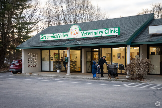Trust Greenwich Valley Veterinary, Crompton, Warwick. Quality care for your furry friends!
