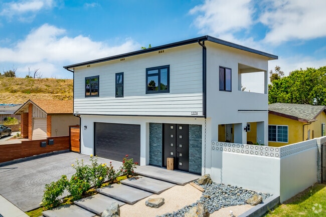 A look at a contemporary home in Otay Mesa West.