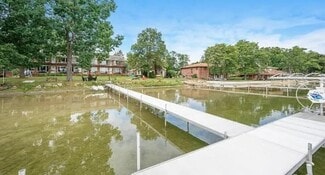 5375 Cooley Lake Rd Unit 2, Waterford, MI 48327