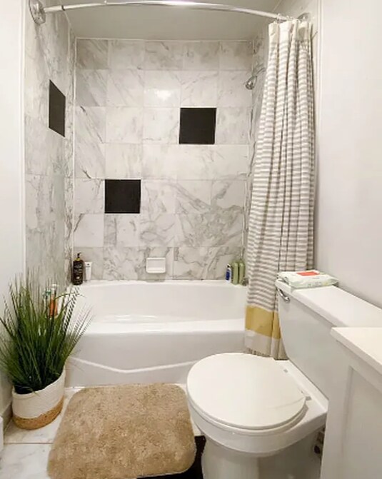 317 E Houston St, New York, NY 10002 - photo 5