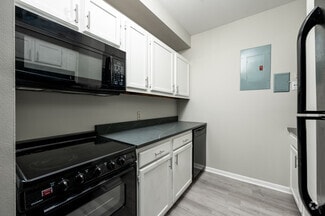 619 Vermont Place, Indianapolis, IN 46202