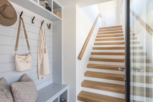 32 Island View Dr W, Sag Harbor, NY 11963 - photo 6