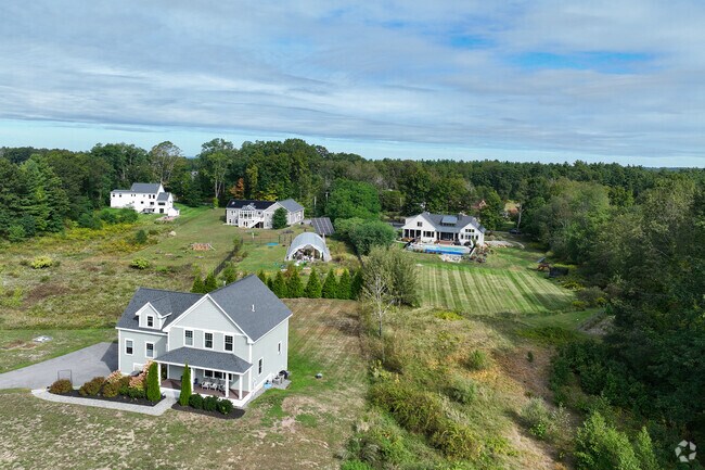 Kensington provides residents with quiet, rural living in New Hampshire.